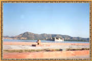inlakemahal.jpg